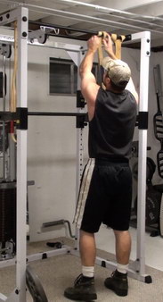 Build a Wider, Thicker Back With This 6-Part Drop Set For Chin-Ups