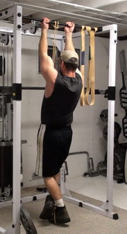 Build a Wider, Thicker Back With This 6-Part Drop Set For Chin-Ups