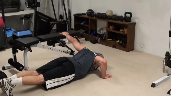 Bodyweight Chest Training for Building Muscle...One-Arm Bench Push-Ups