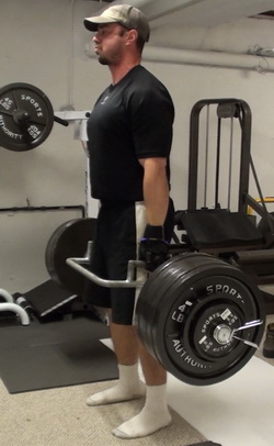 How to Deadlift With Your Stomach