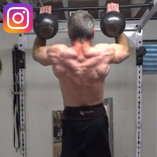 Double Kettlebell Clamp Weighted Pull-Ups