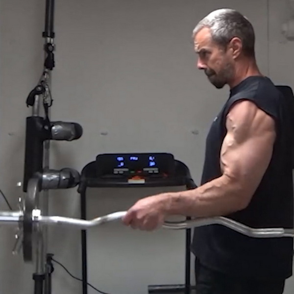 EZ Bar Leverage Hammer Curls
